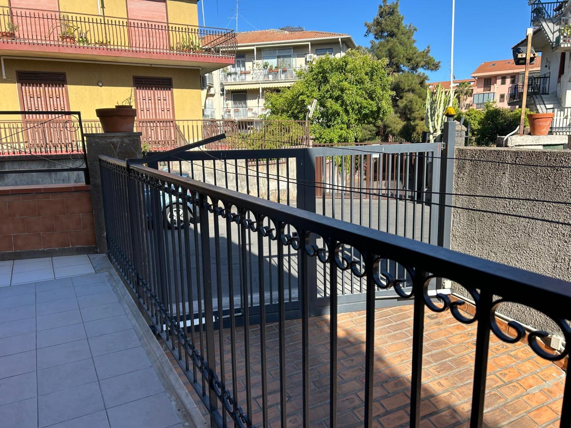 Appartamento Relax - Mare Cannizzaro - Aci Castello Catania Exterior foto
